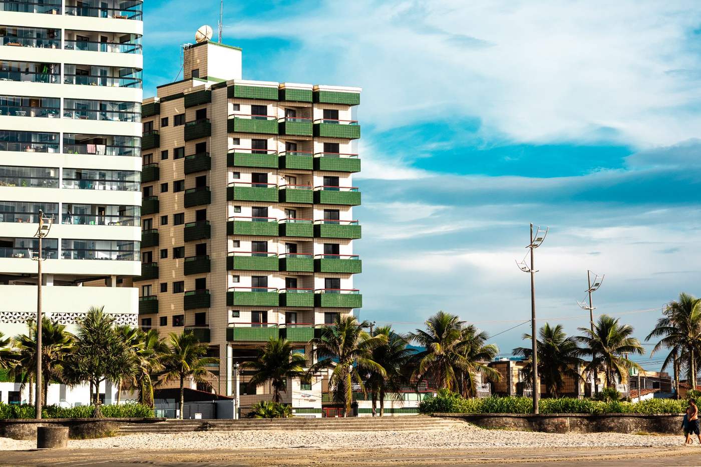 Buying a Condo in Costa Rica: HOA Fees, Bylaws, and What to Check
