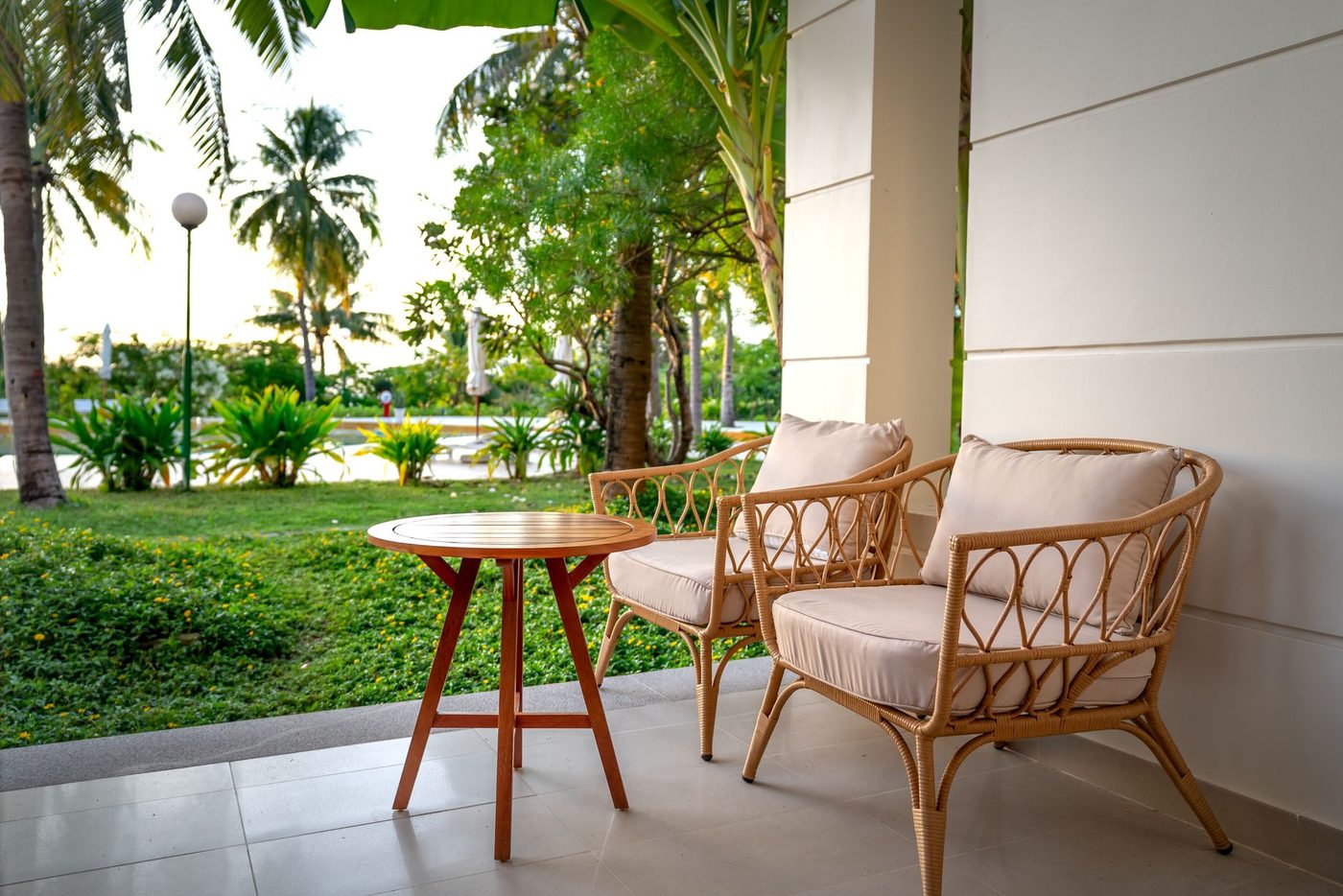 Furnishing a Costa Rica Rental: What Guests Expect in 2026