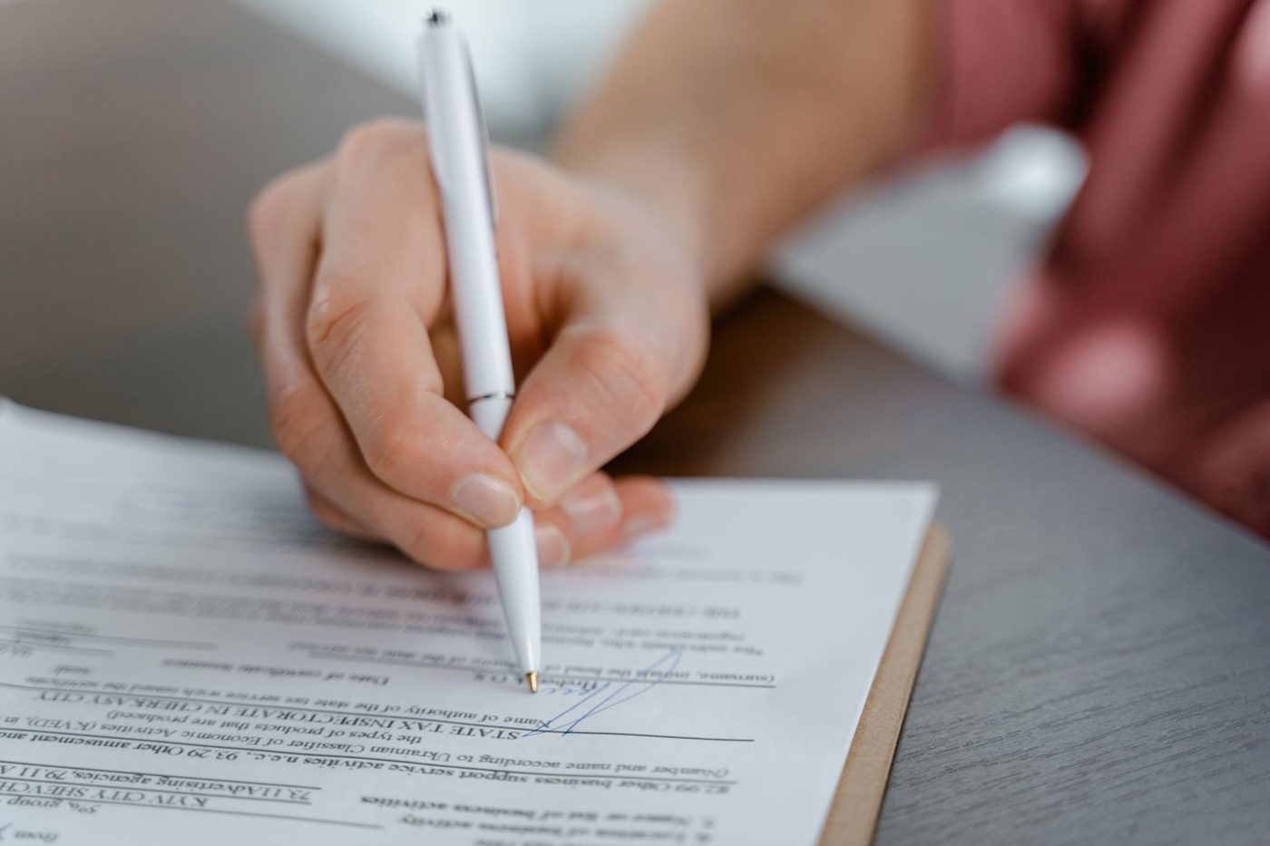 Holding Property in a Costa Rican Corporation: SA vs SRL
